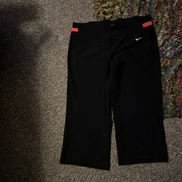 Nike Pants - BNWOT Nike Dri Fit Exercise Shorts. Size Medium